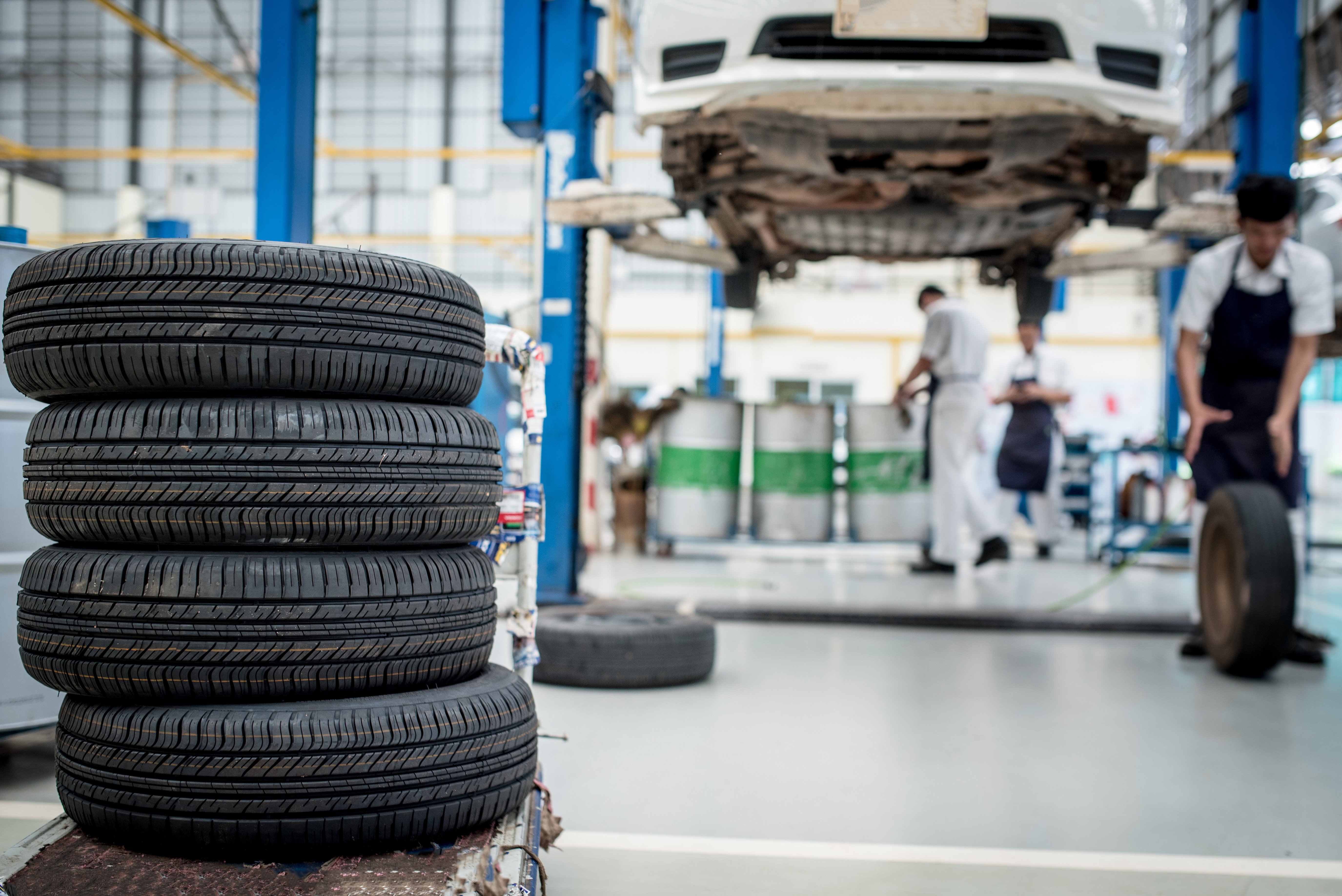 5-Autobandencheck-winterbanden-banden-waar-op-letten-als-je-winterbanden-laat-wisselen-bij-een-garagebedrijf